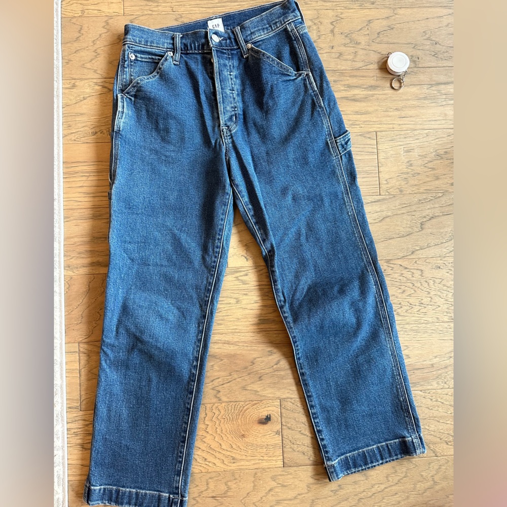 GAP carpenter jeans size 2S, mid rise
